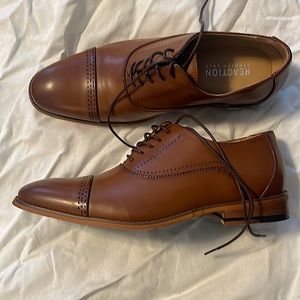 Size 9 Kenneth Cole Brown/Cognac — Dress Shoes - New in Box